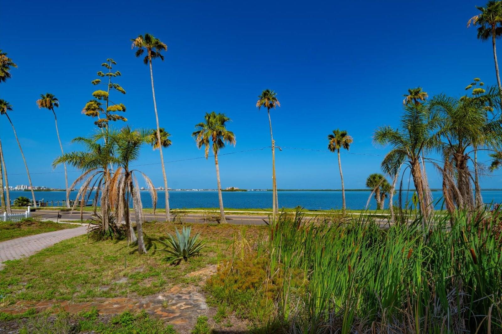 SUNSET BEAUTIFUL - Residential