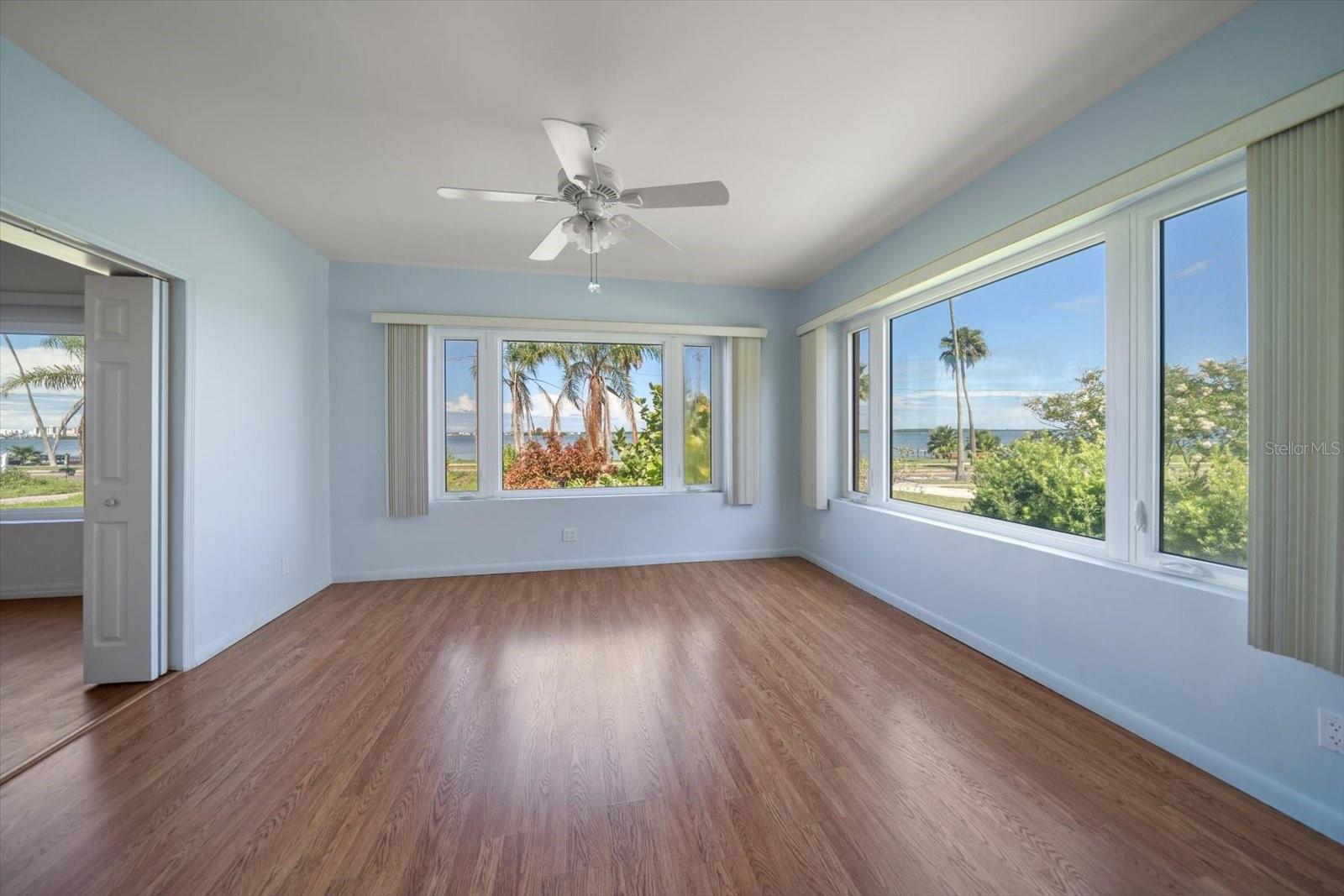 SUNSET BEAUTIFUL - Residential