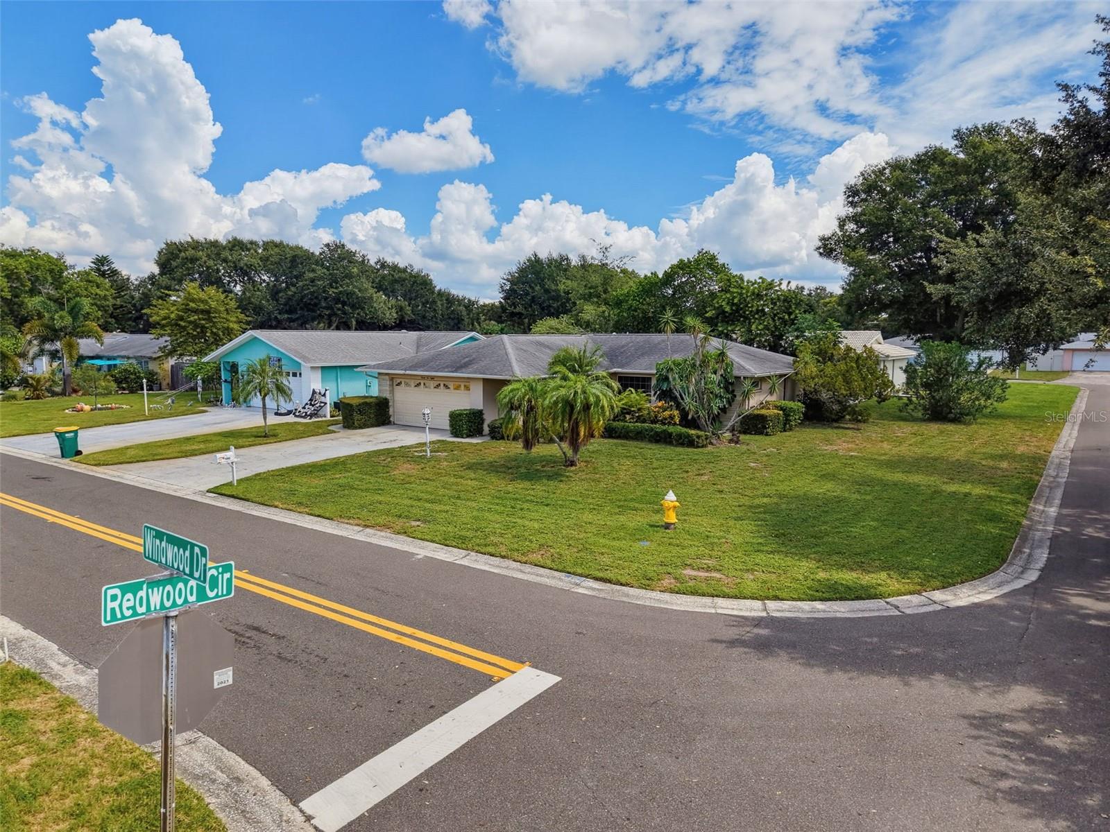 2580 WINDWOOD DRIVE