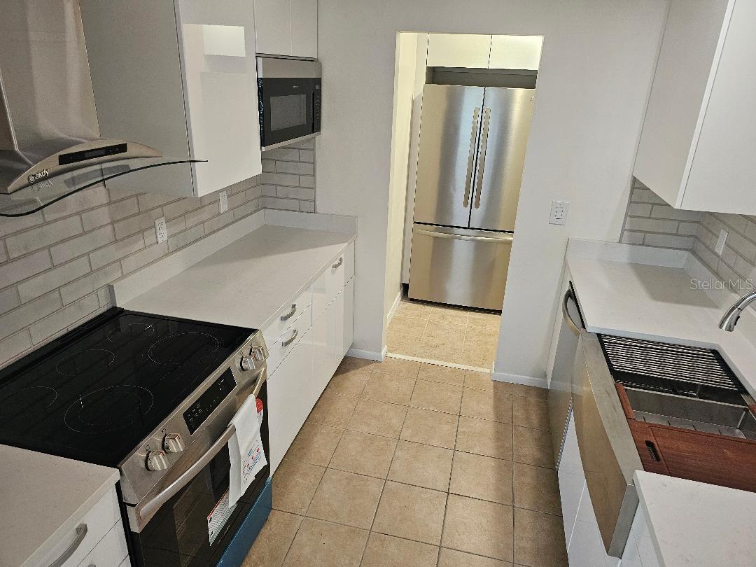 2704 12TH STREET W