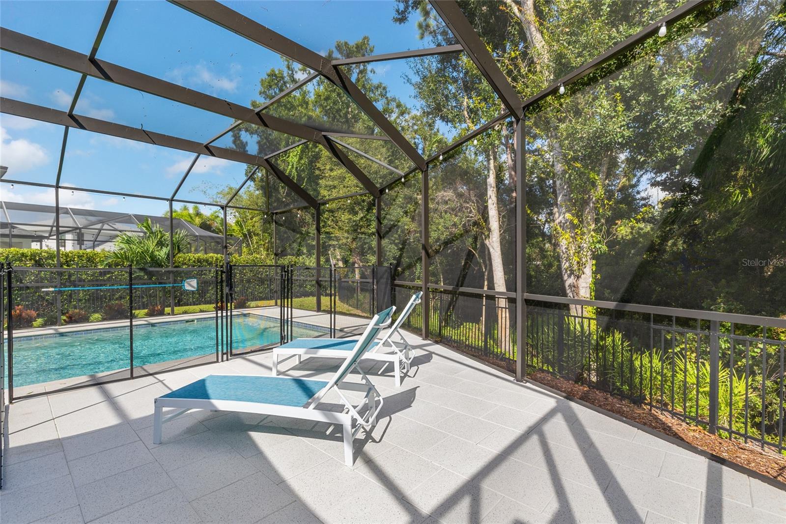 NINE EAGLES UNIT ONE SEC I - Residential