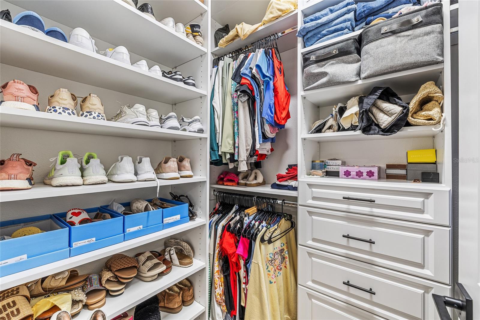 NINE EAGLES UNIT ONE SEC I - Residential