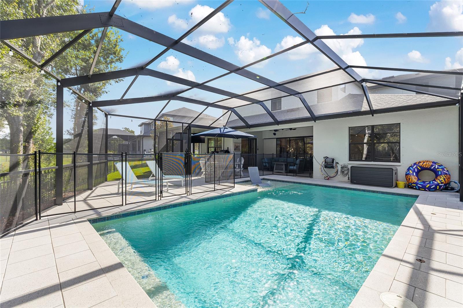 NINE EAGLES UNIT ONE SEC I - Residential