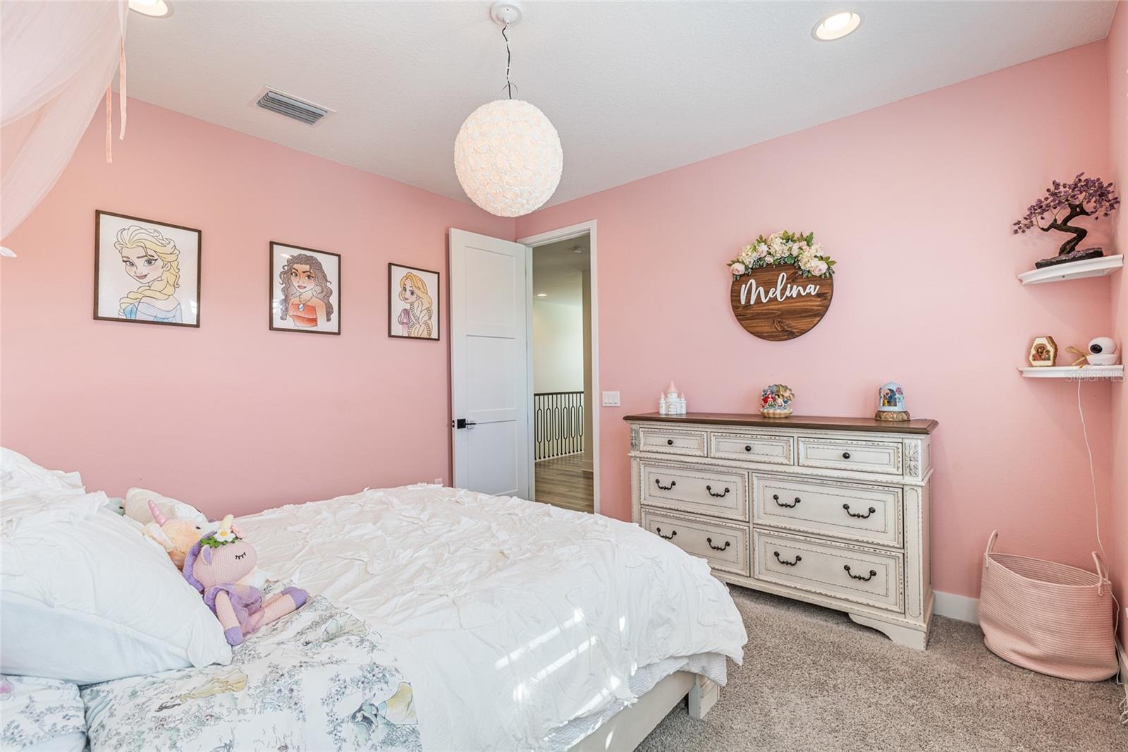 NINE EAGLES UNIT ONE SEC I - Residential