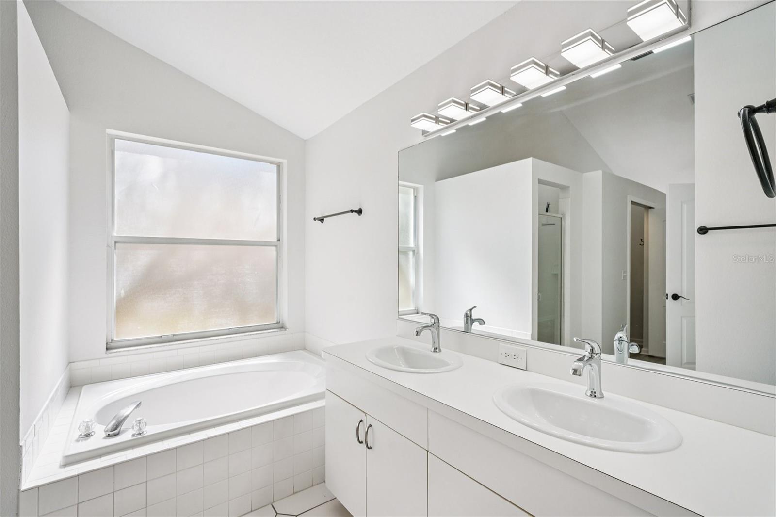 COVENTRY VILLAGE PH 1 - Residential