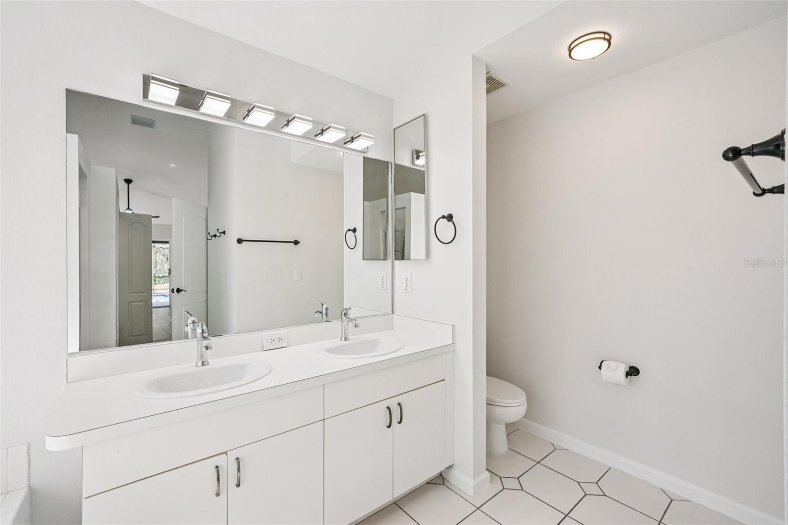 COVENTRY VILLAGE PH 1 - Residential