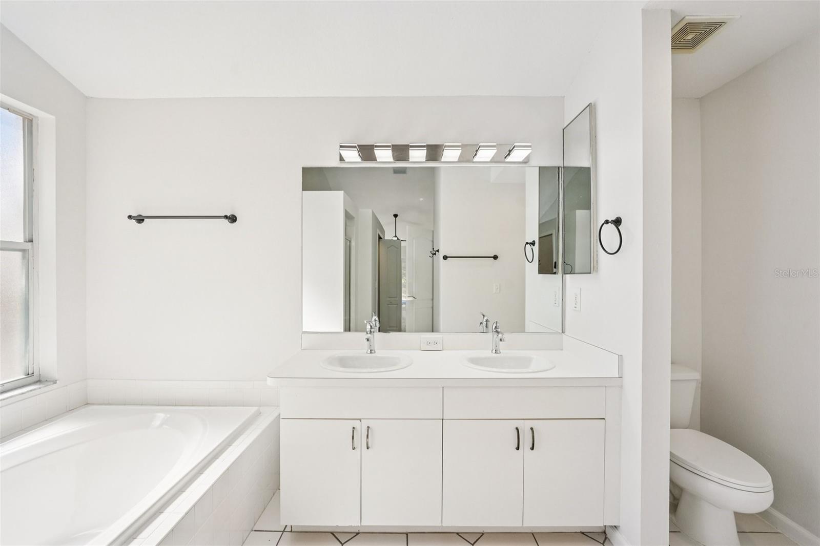 COVENTRY VILLAGE PH 1 - Residential