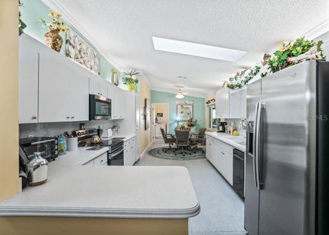 Tiny photo for 17909 SE 99th Avenue, Summerfield, FL 34491 (MLS # G5119377)