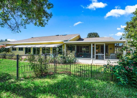 Tiny photo for 17909 SE 99th Avenue, Summerfield, FL 34491 (MLS # G5119377)