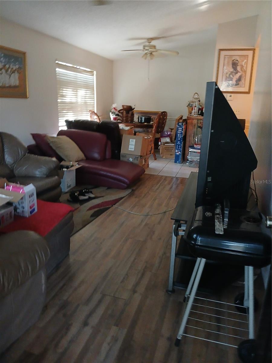 NORTH OAKS CONDO II - Residential