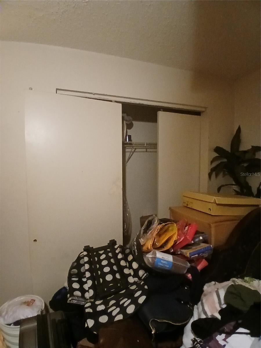 NORTH OAKS CONDO II - Residential