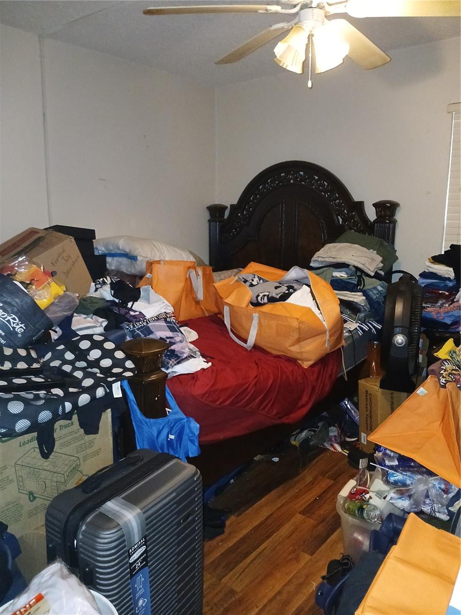 NORTH OAKS CONDO II - Residential