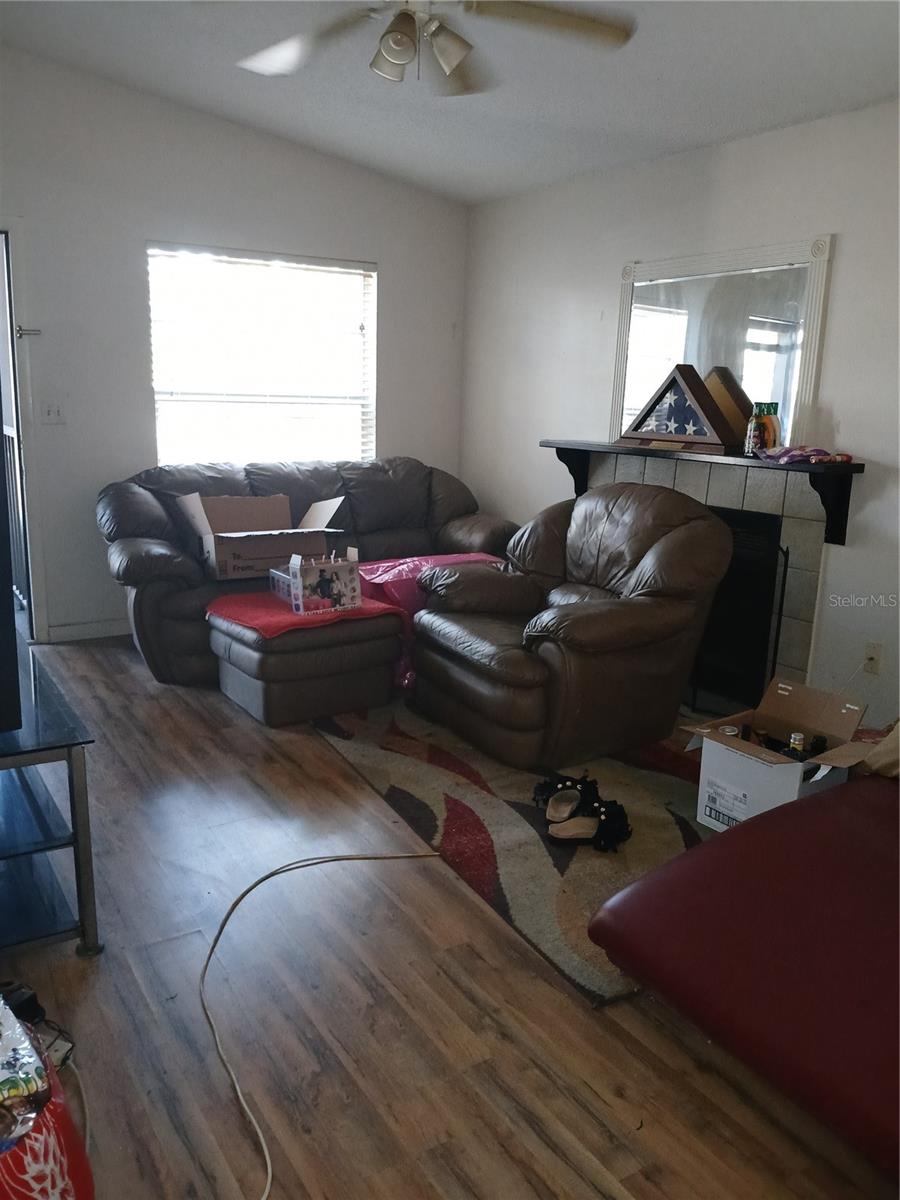 NORTH OAKS CONDO II - Residential