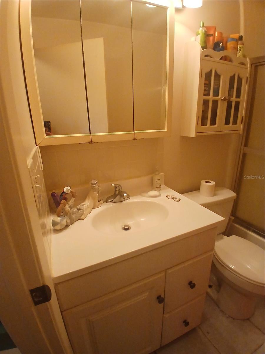 NORTH OAKS CONDO II - Residential