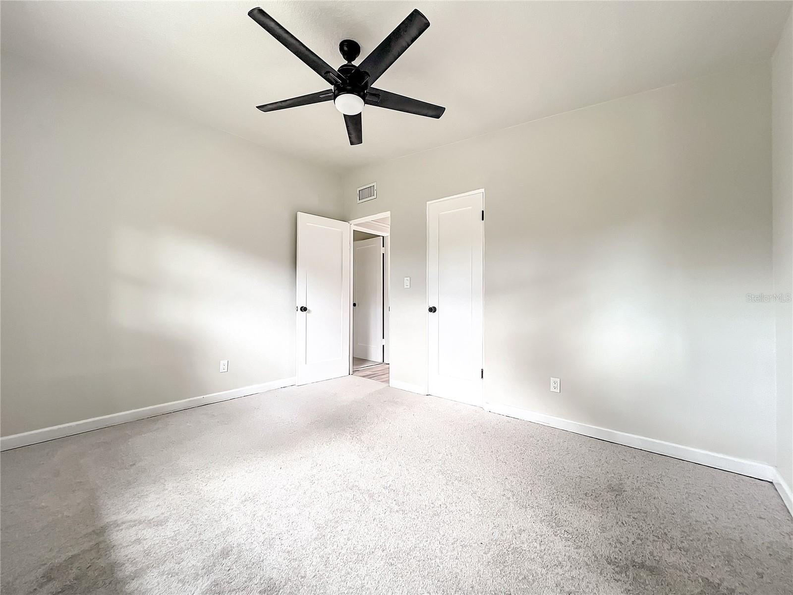 RIVERSIDE ACRES FOURTH ADD - Residential