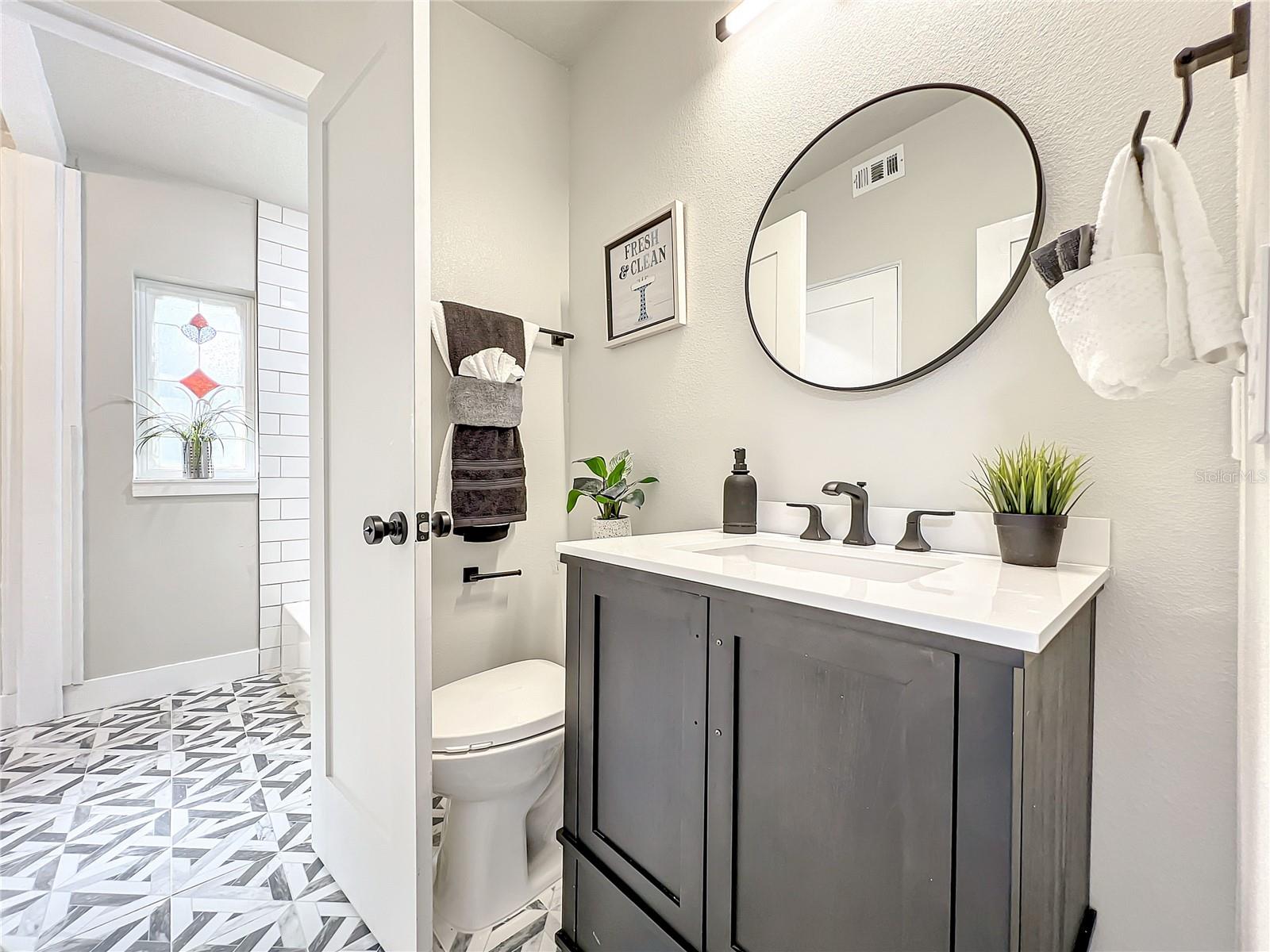 RIVERSIDE ACRES FOURTH ADD - Residential