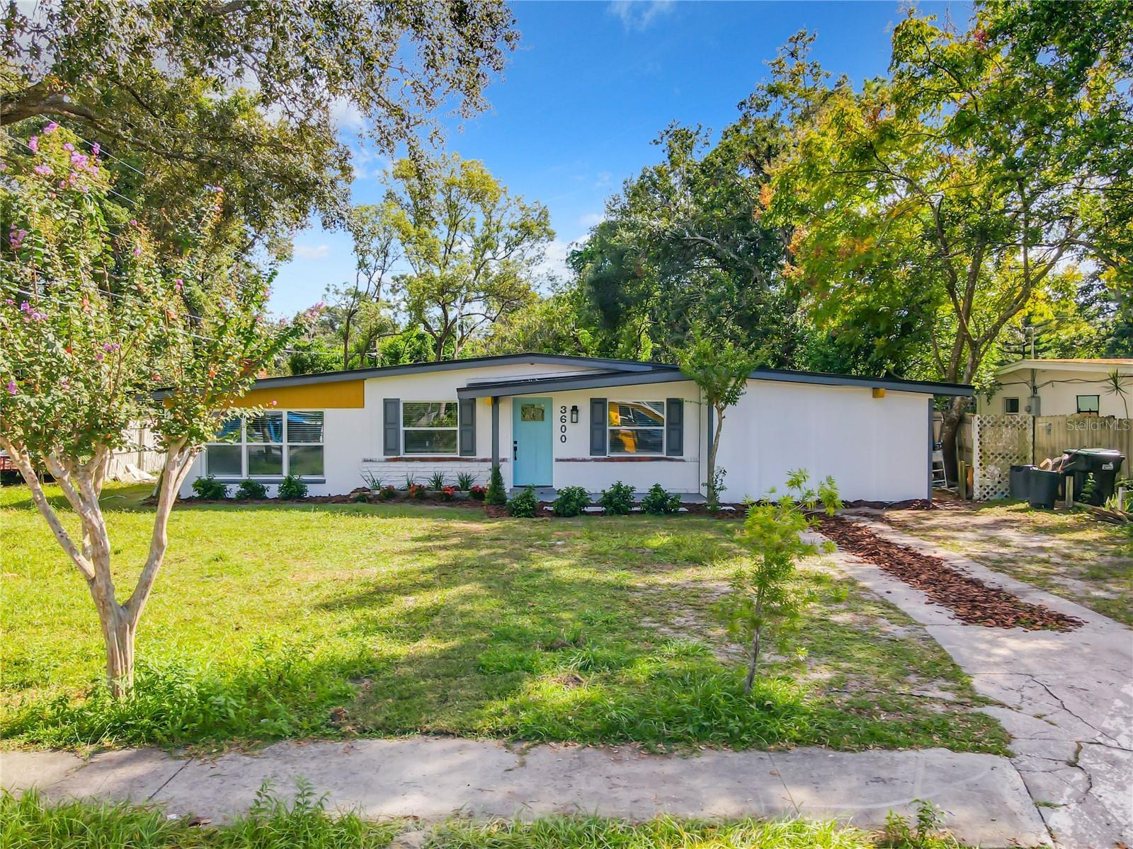 RIVERSIDE ACRES FOURTH ADD - Residential