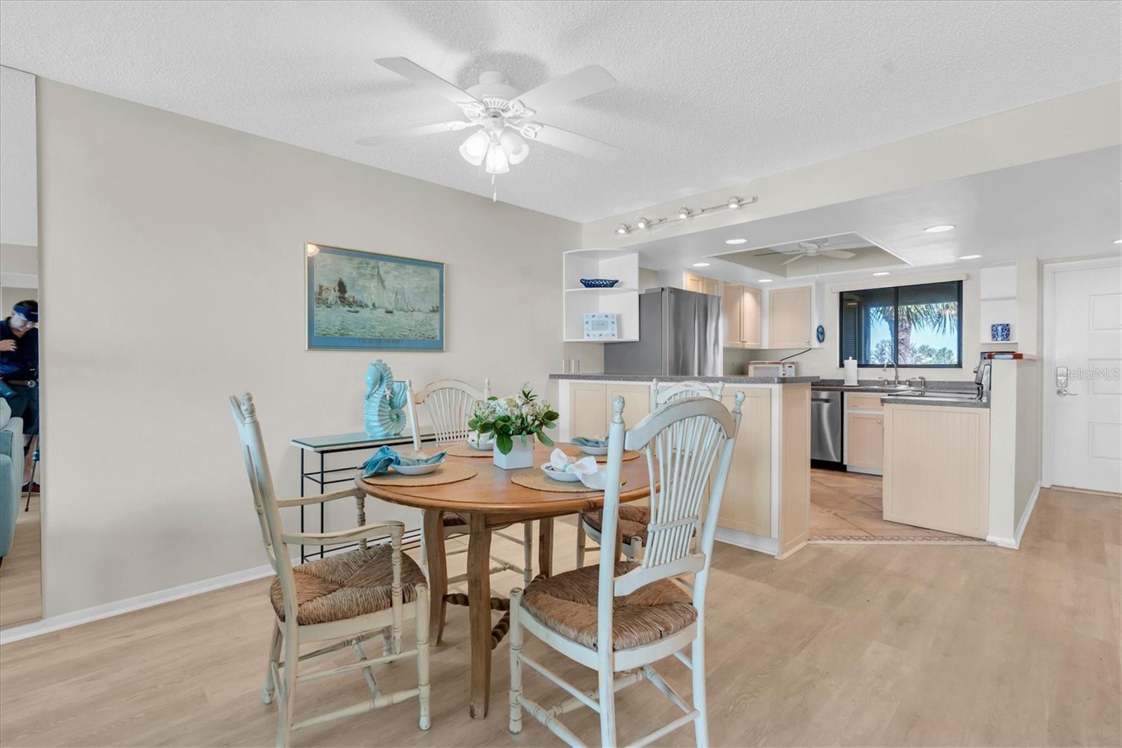 WESTBAY POINT & MOORINGS II - Residential