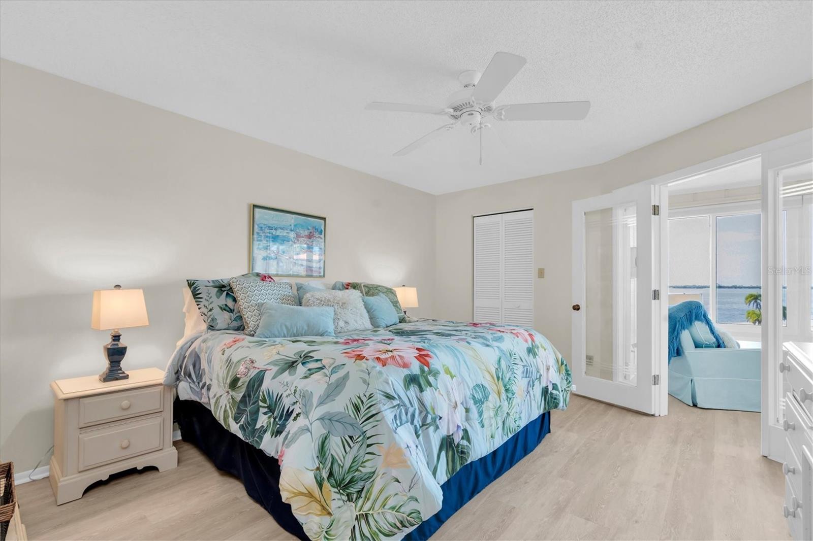 WESTBAY POINT & MOORINGS II - Residential
