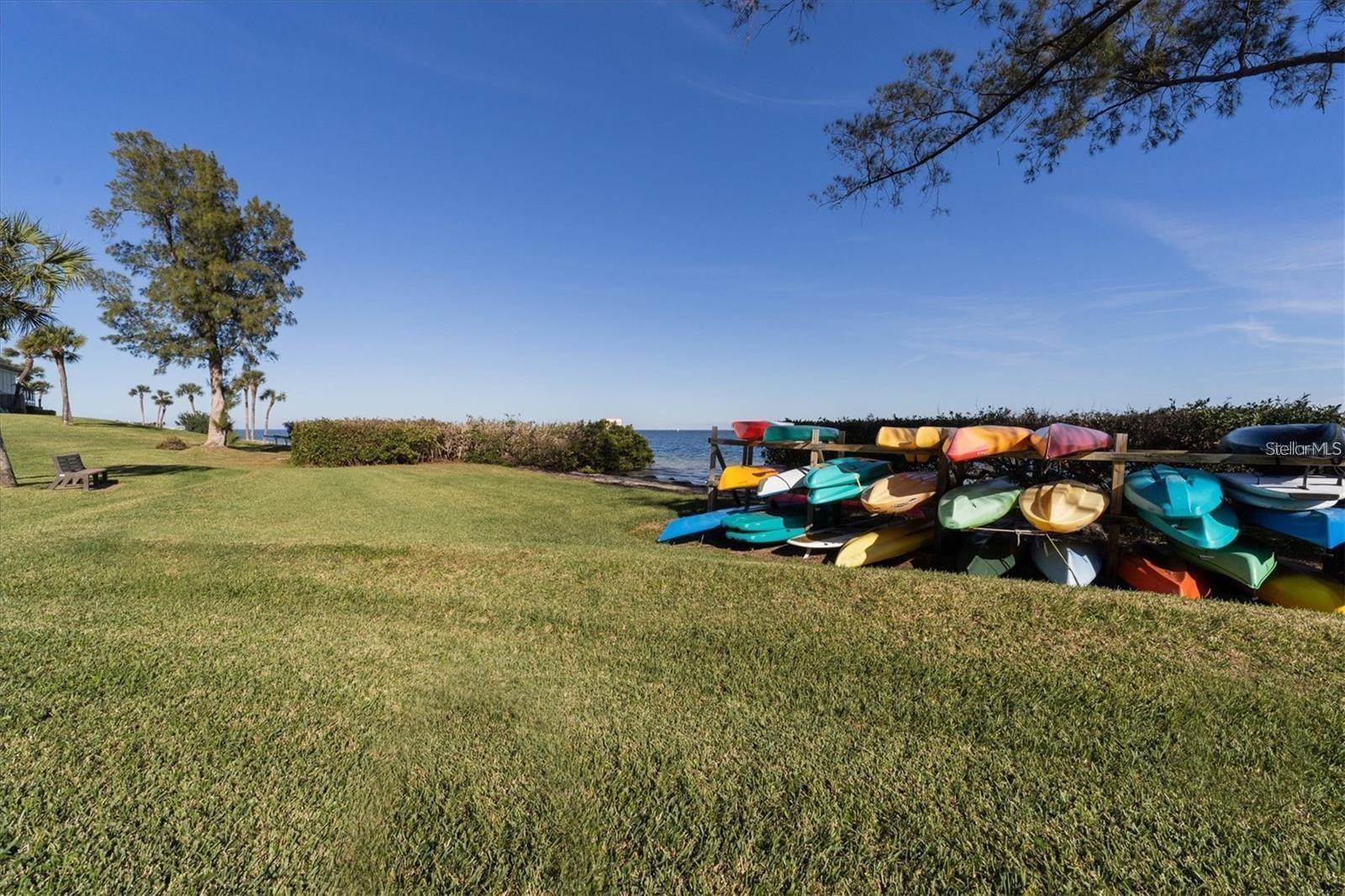 WESTBAY POINT & MOORINGS II - Residential
