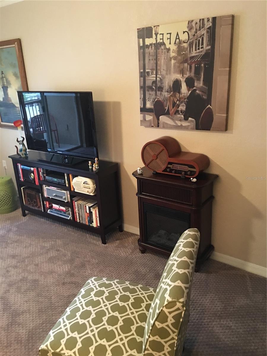 SERENADE ON PALMER RANCH - Residential Lease