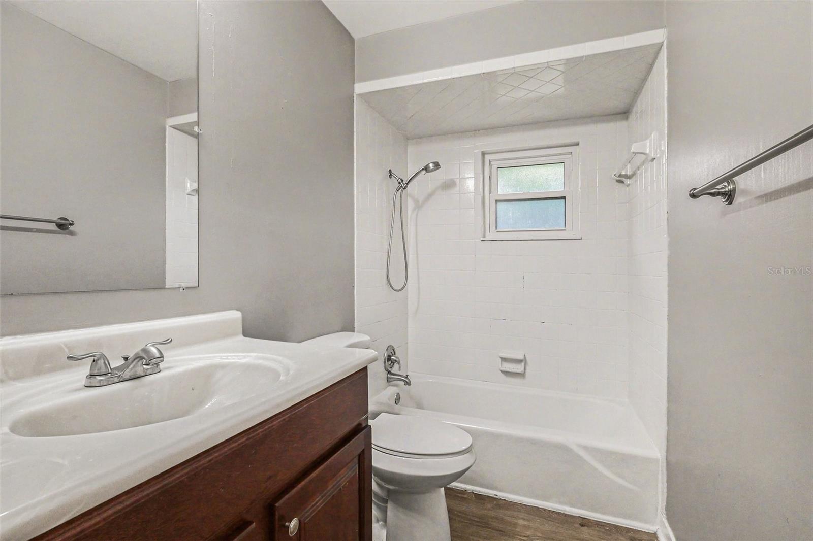 VALLEY VIEW - Residential