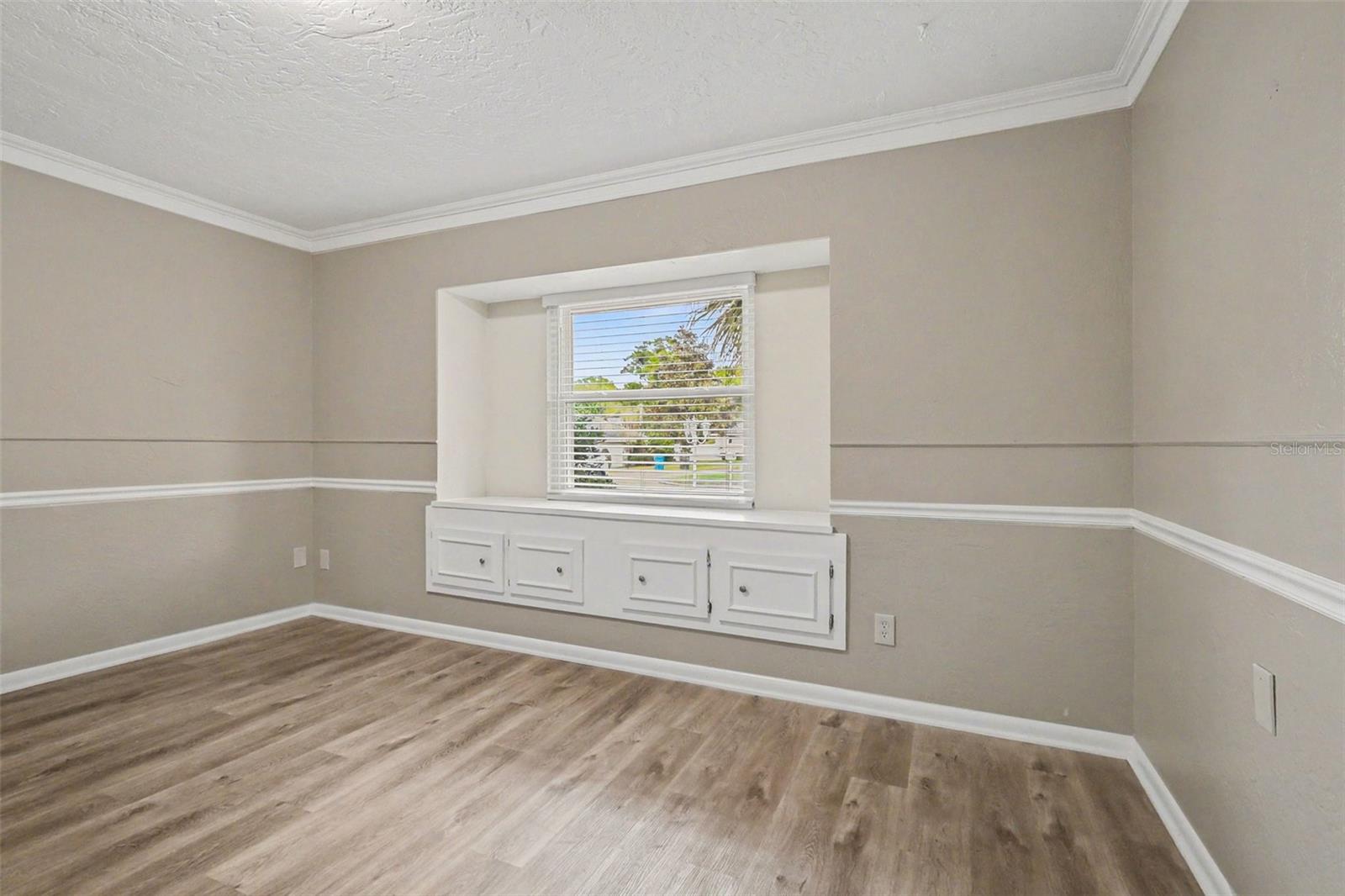 VALLEY VIEW - Residential