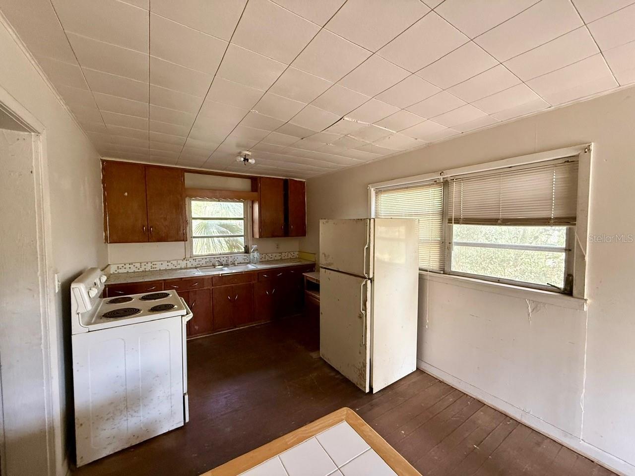 ACREAGE - Residential