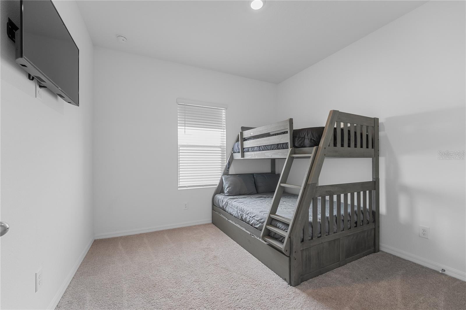 GLEN/WEST HAVEN - Residential
