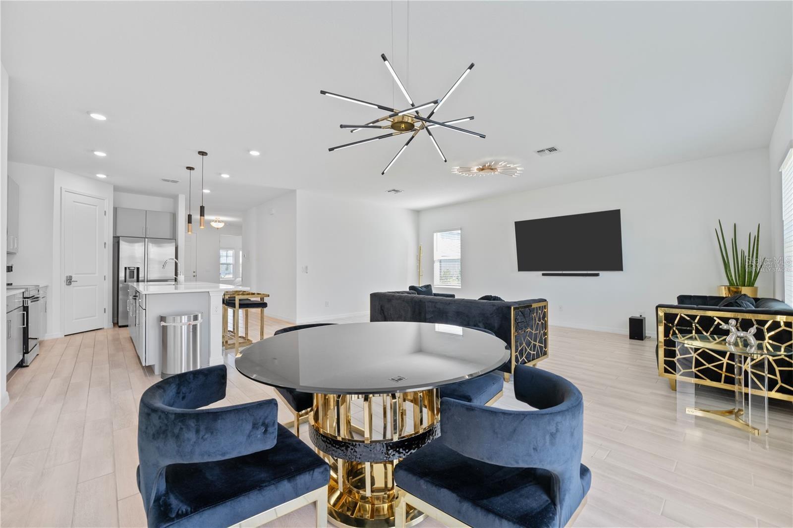 GLEN/WEST HAVEN - Residential