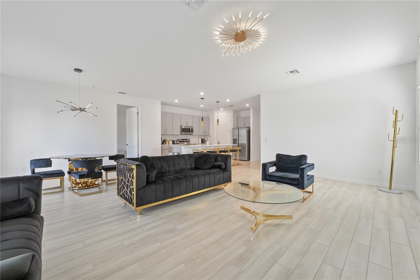 GLEN/WEST HAVEN - Residential