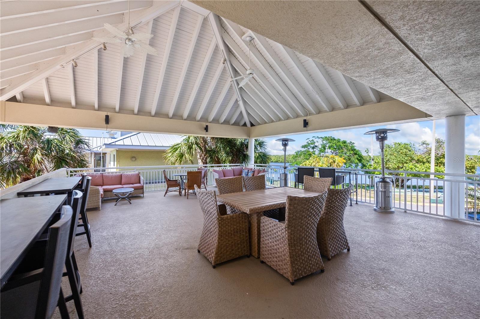 ISLAND RESORT AT MARINERS CLUB - Residential