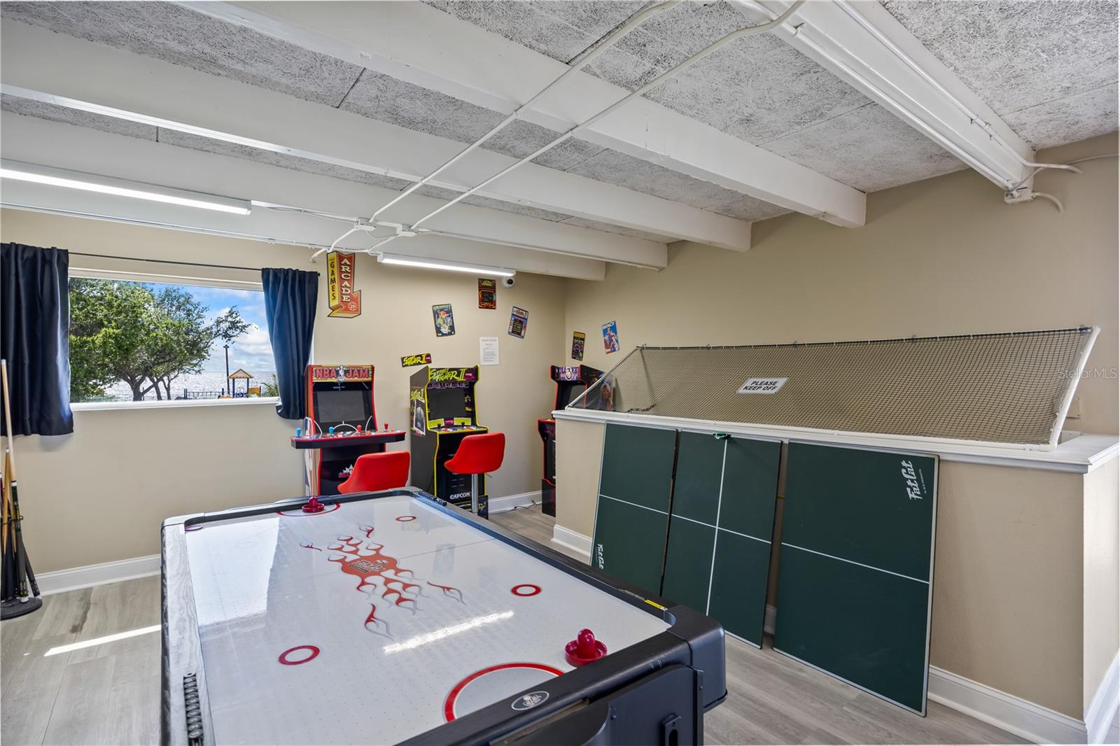 ISLAND RESORT AT MARINERS CLUB - Residential