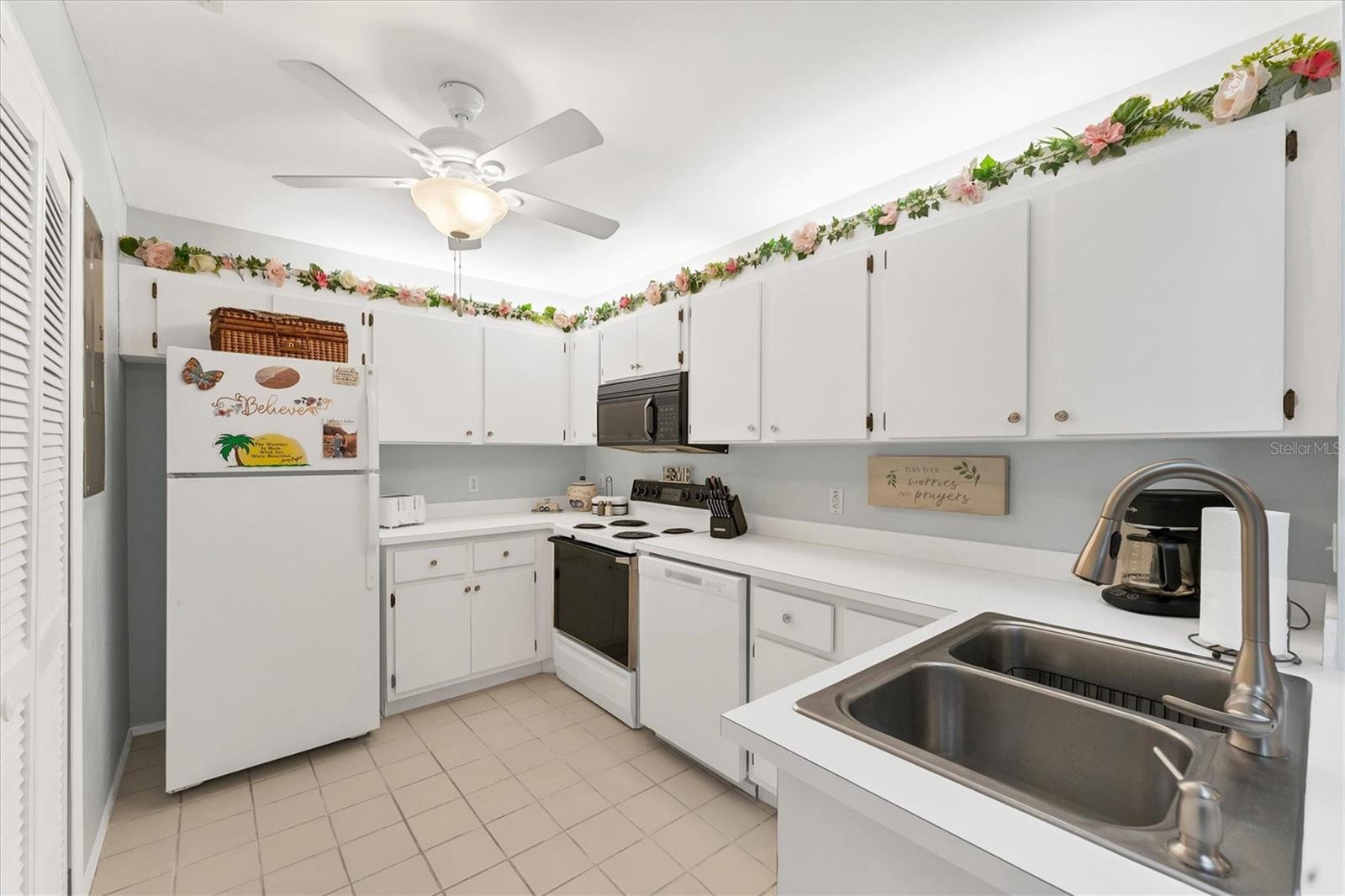 LOVELAND COURTYARDS PH 01 - Residential