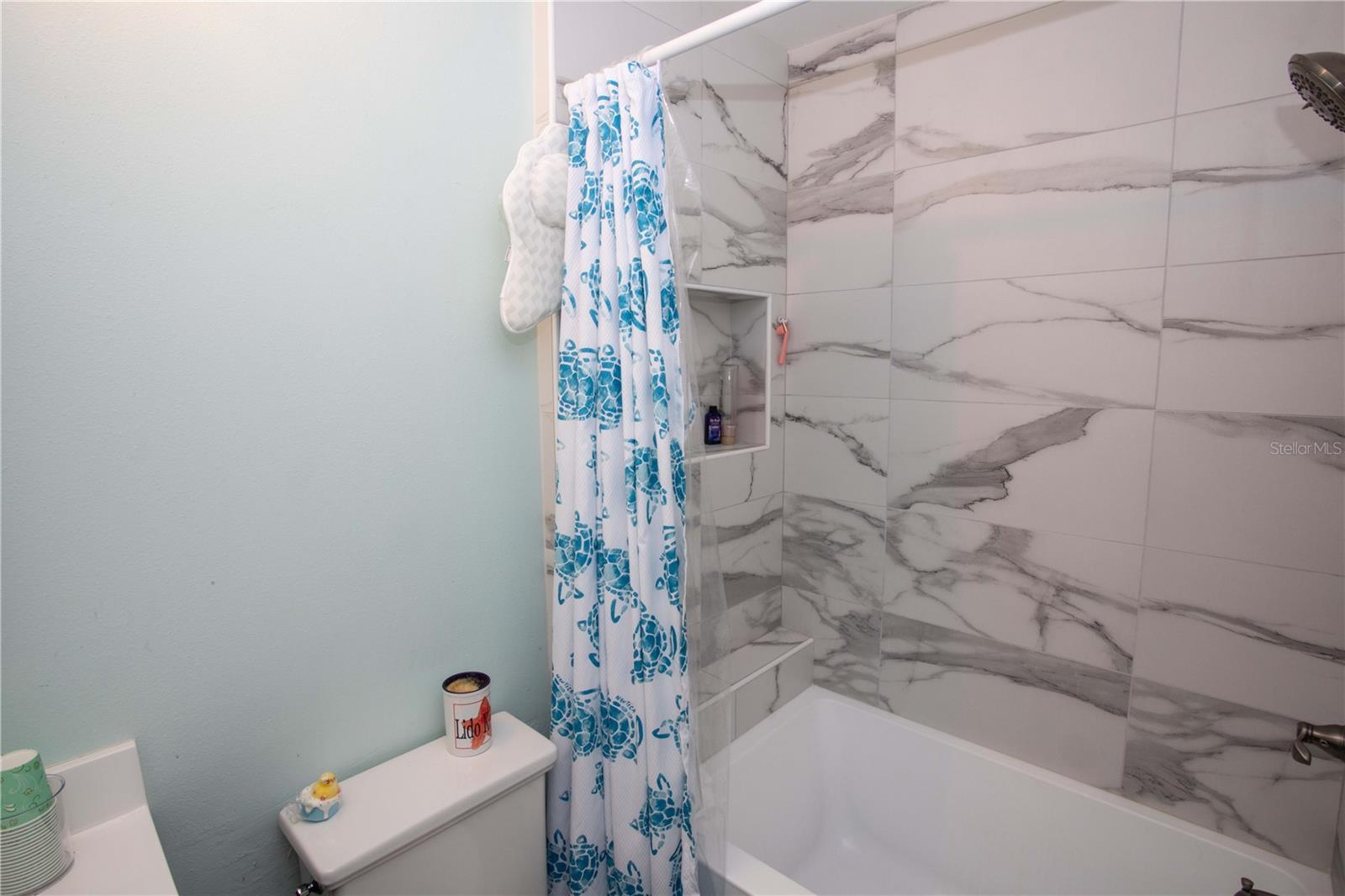 VILLAGE OAKS SEC C - Residential