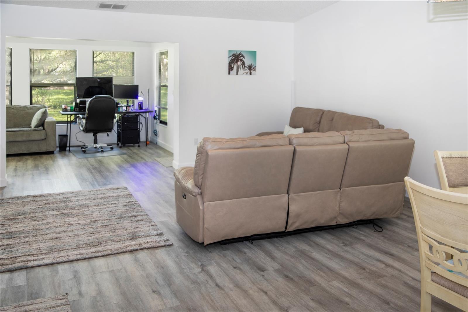 VILLAGE OAKS SEC C - Residential