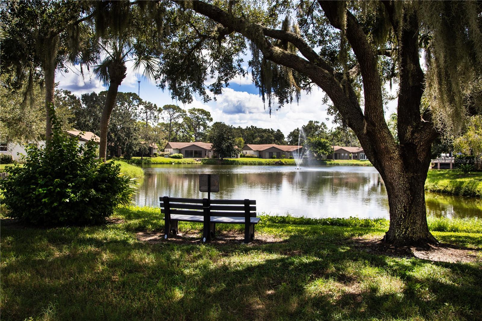 4703 OAK HILL DRIVE 4