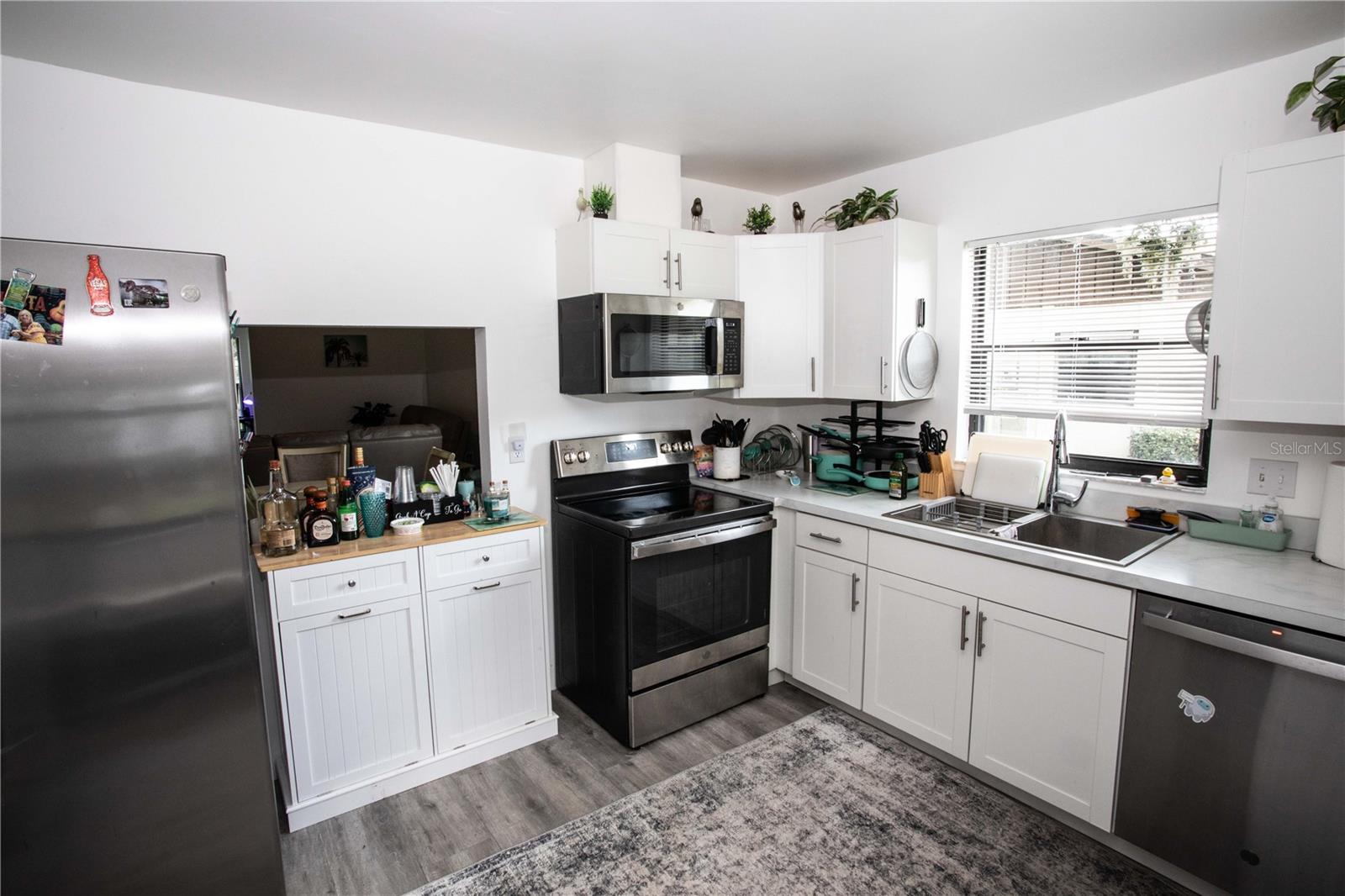 4703 OAK HILL DRIVE 4