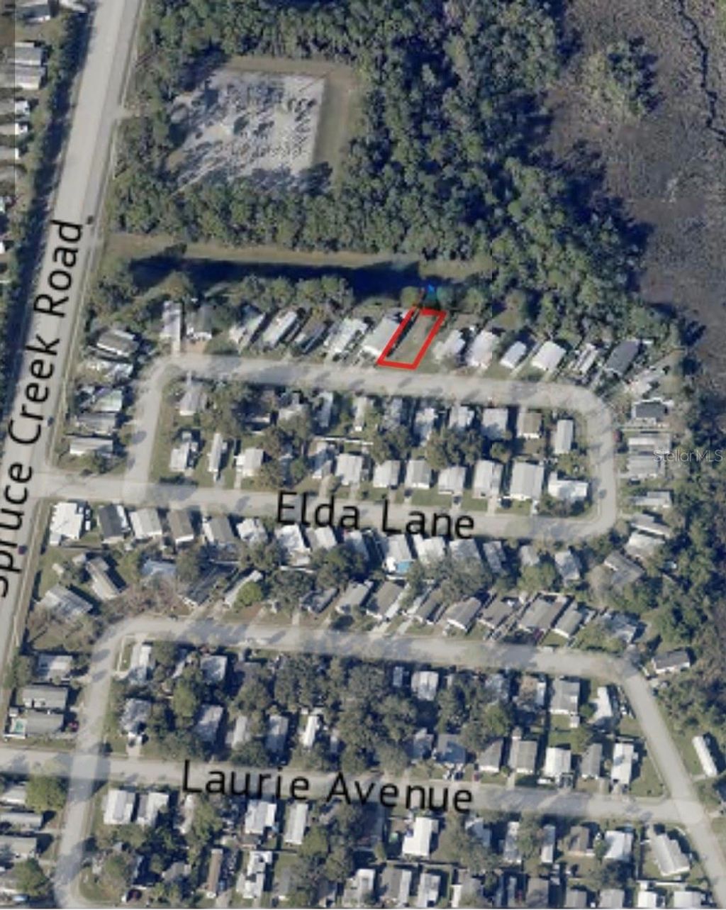 Photo of 13 Lawrence Court, Port Orange, FL 32127 (MLS # V4946927)