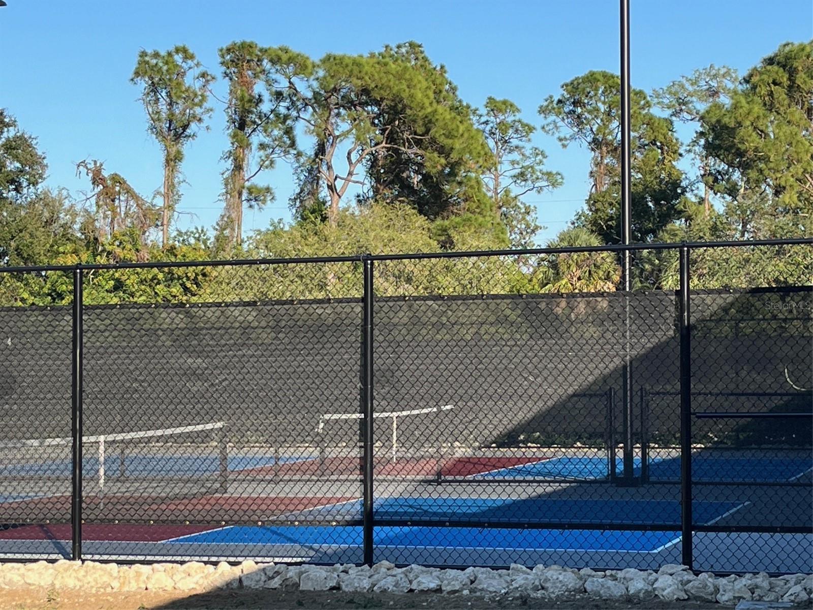 VERANDAS AT TARA GOLF & C.C. - Residential