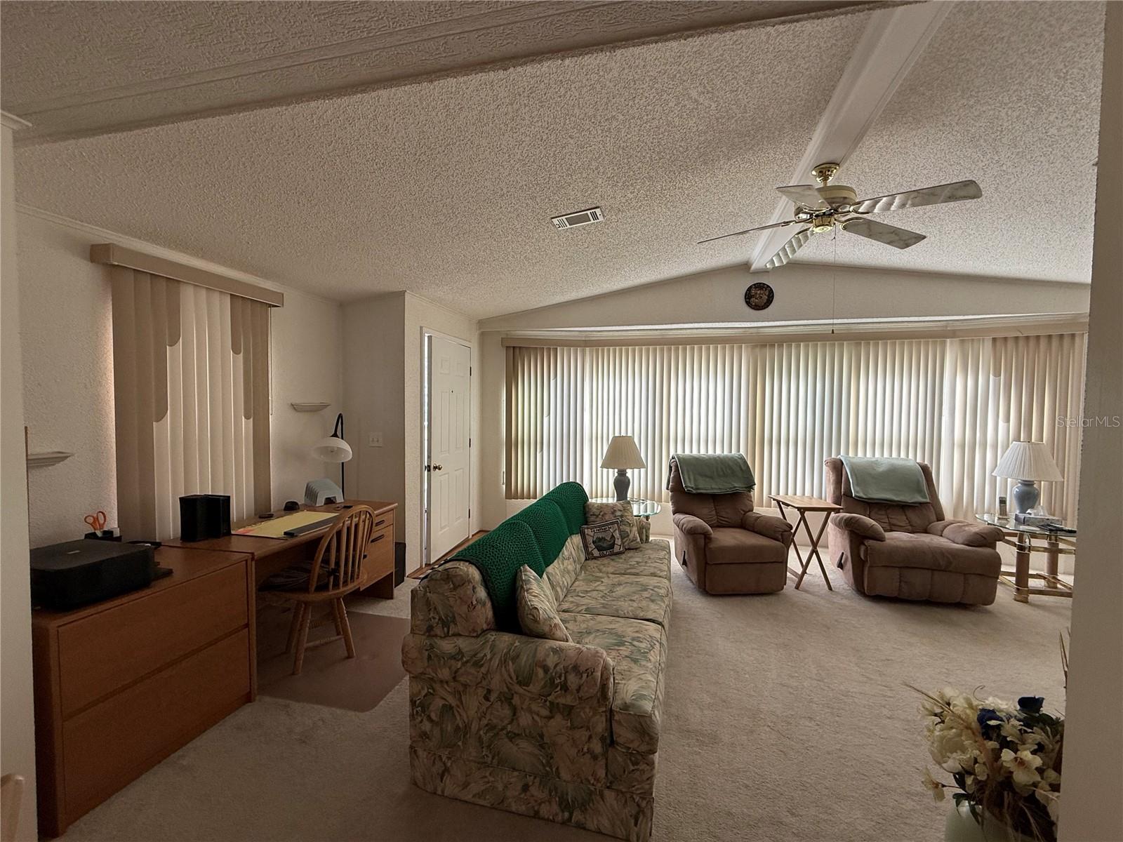 CONTINENTAL COUNTRY CLUB COMMU - Residential