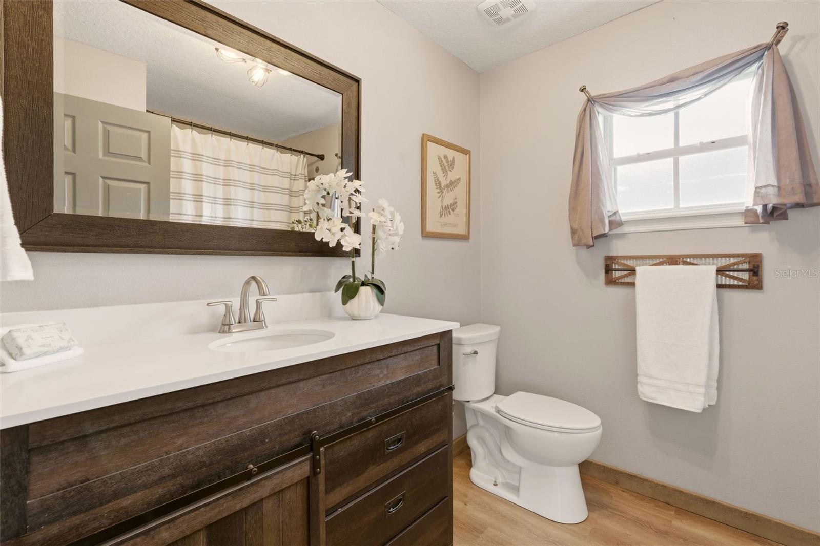 PINE TRACE UNIT 01 - Residential