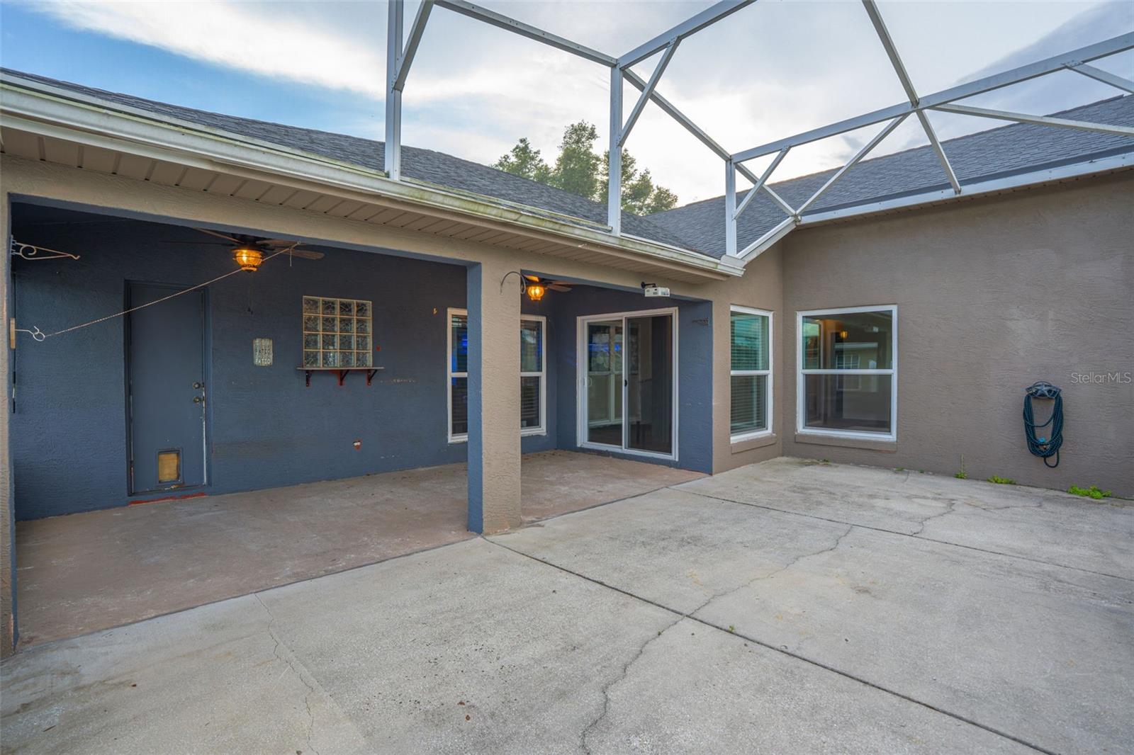 PINE TRACE UNIT 01 - Residential