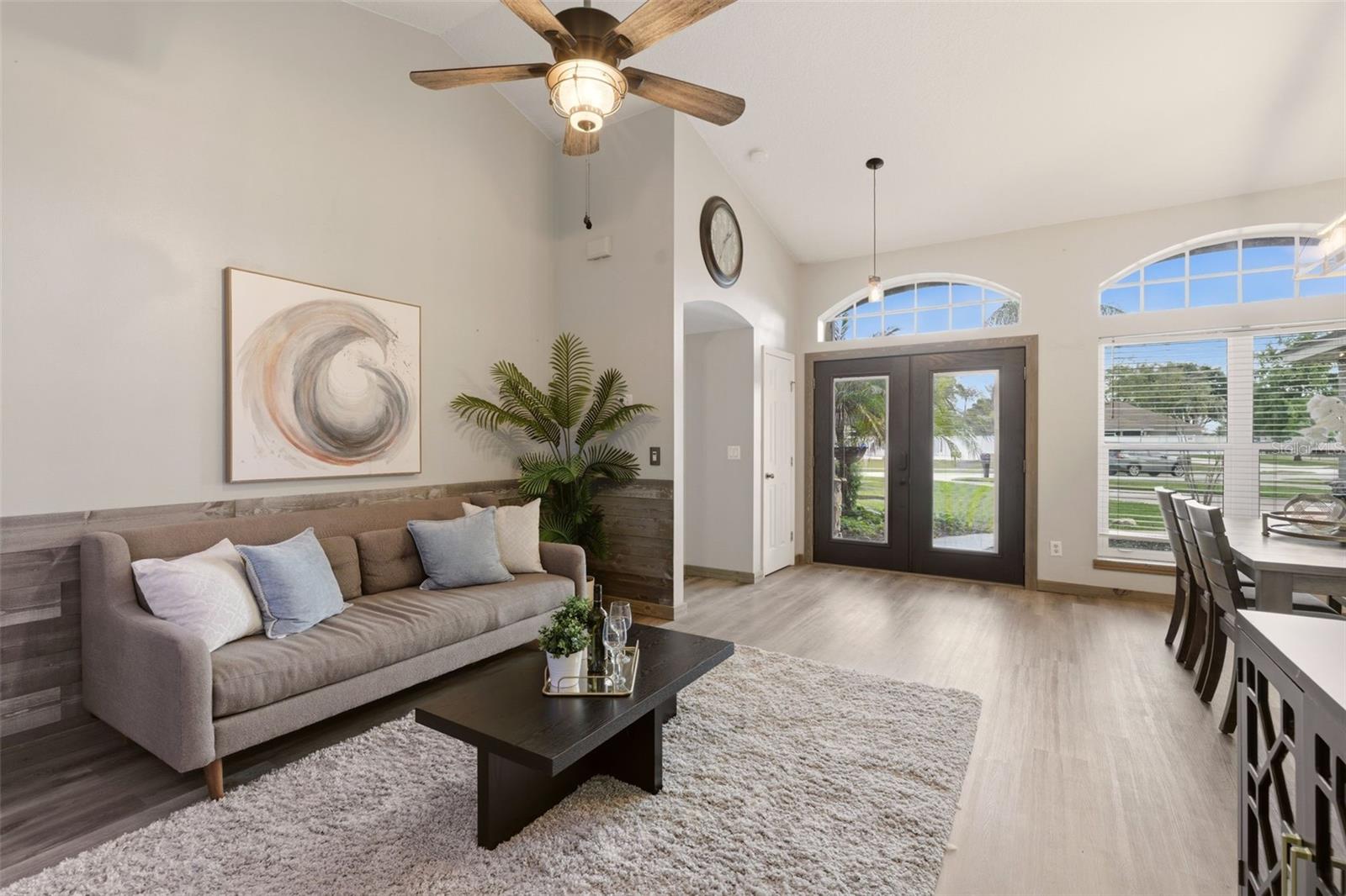 PINE TRACE UNIT 01 - Residential