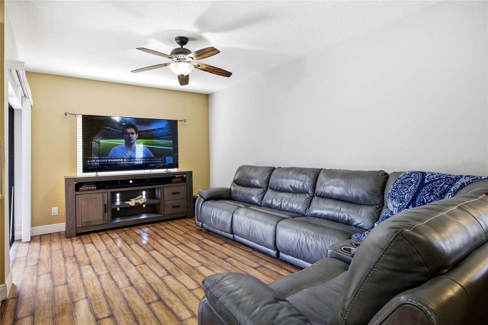 MEADOW POINTE PRCL 16 UN 3B A - Residential