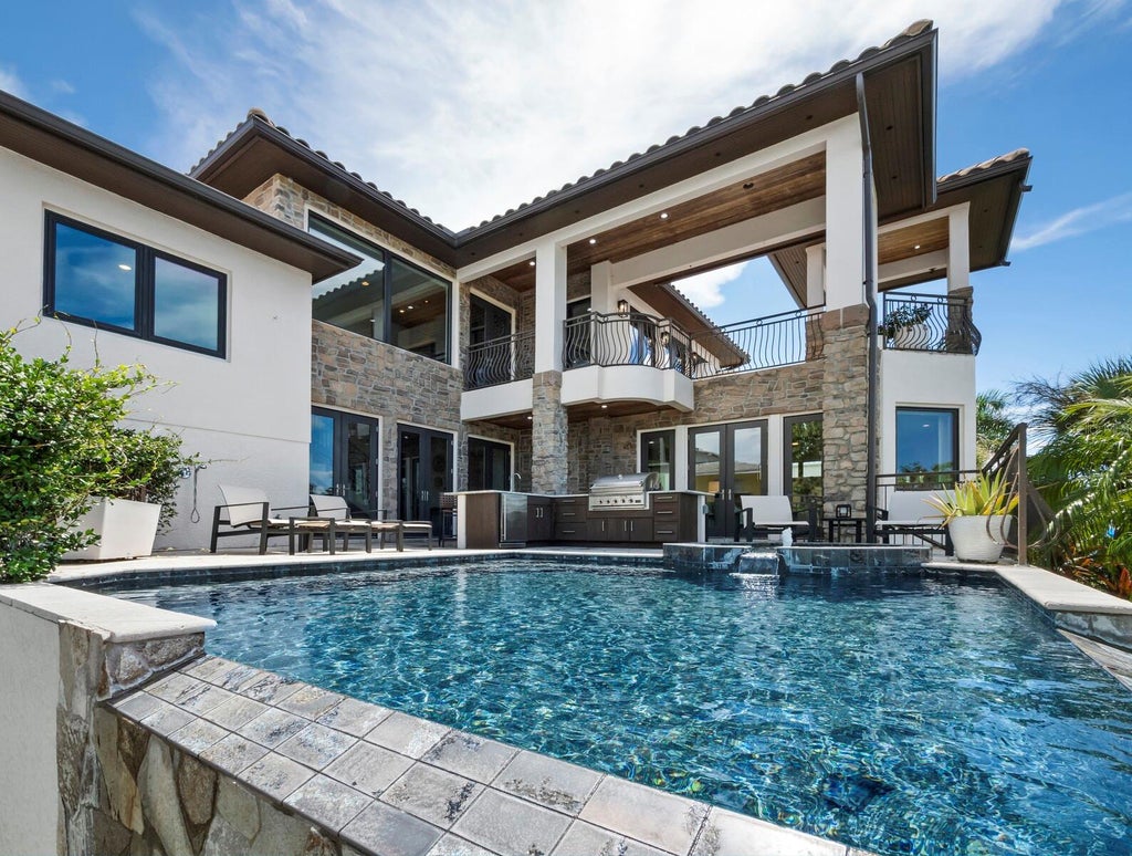 Photo of 795 Marbury Lane, Longboat Key, FL 34228 (MLS # A4704899)