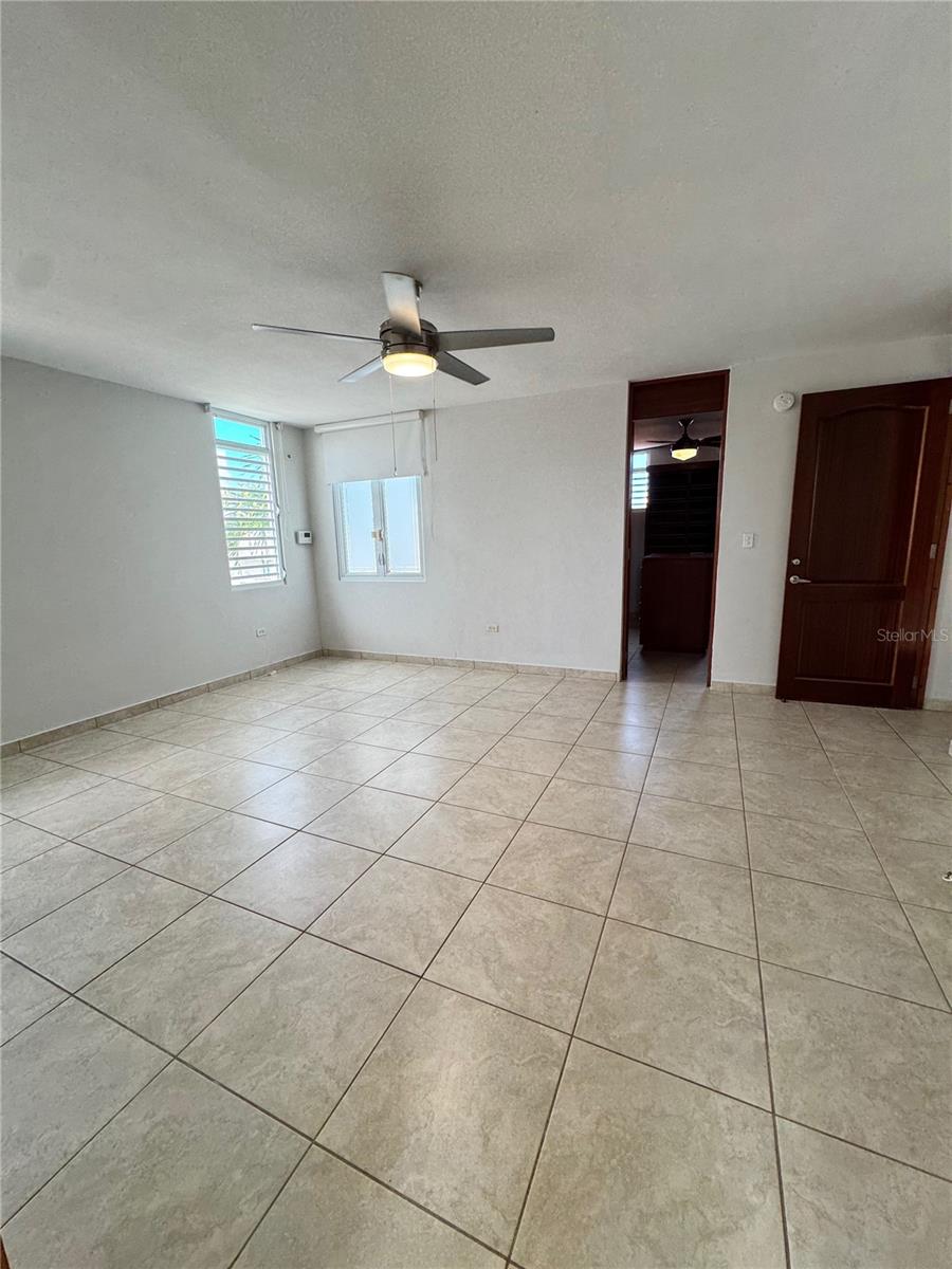 PASEO LOS CORALES II - Residential