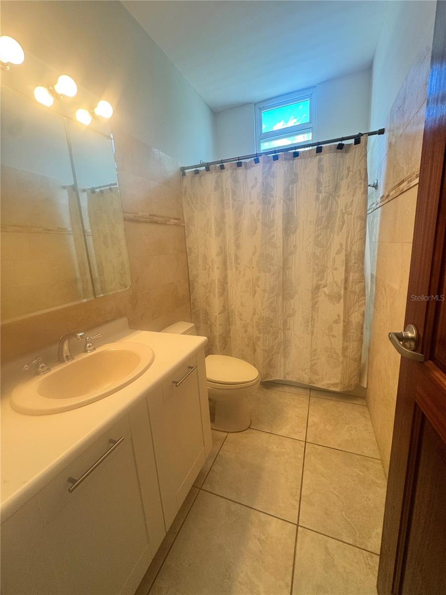 PASEO LOS CORALES II - Residential