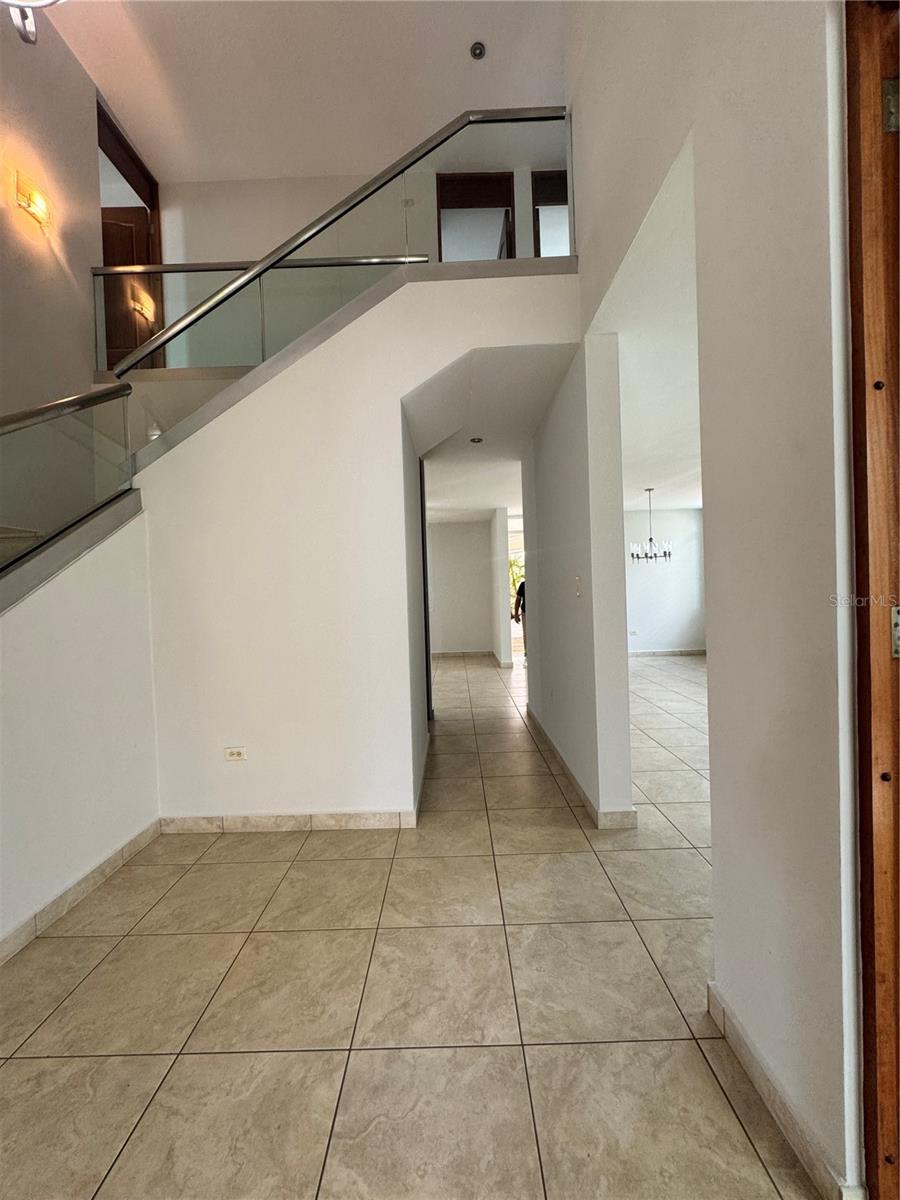 PASEO LOS CORALES II - Residential