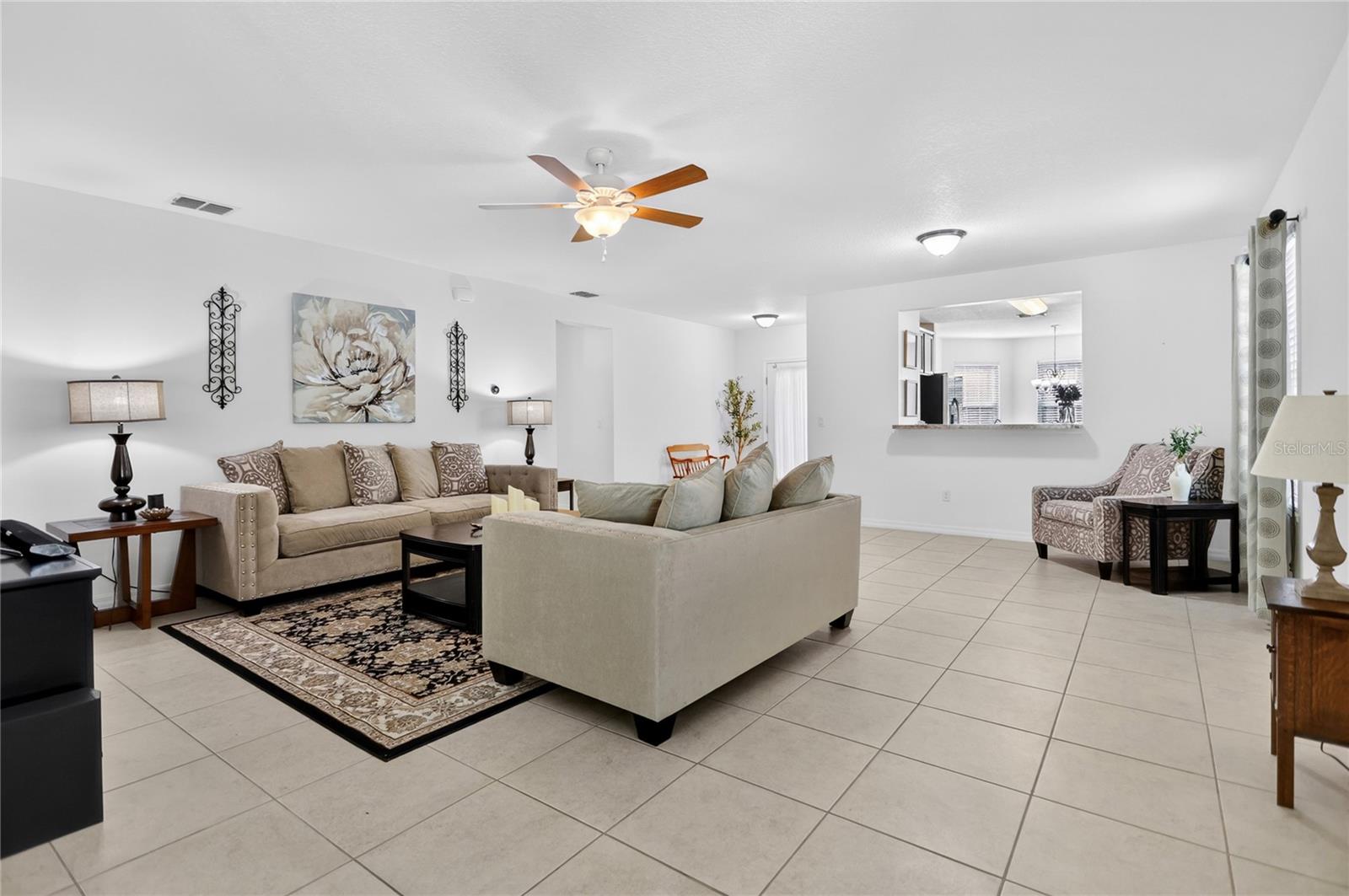 GROVELAND EAGLE POINTE PH 01 - Residential